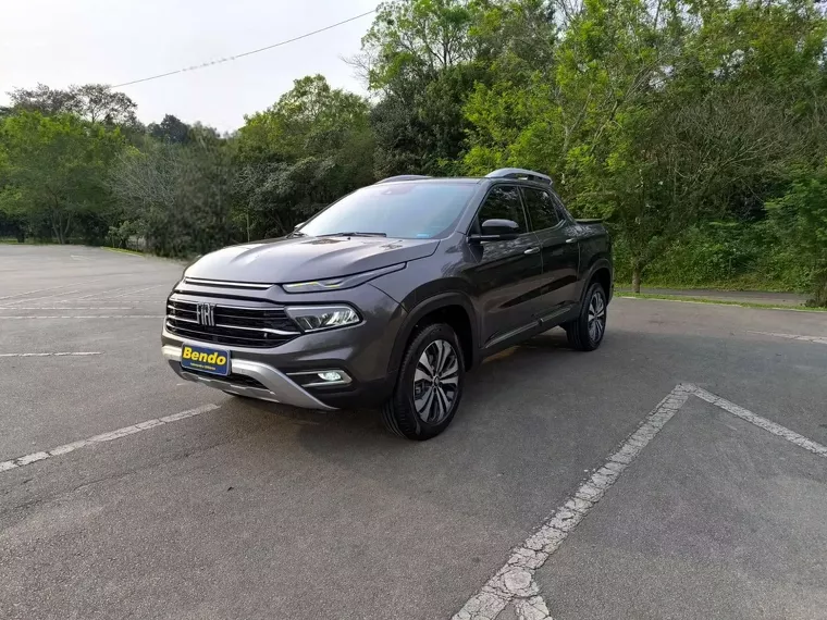 Fiat Toro Cinza 1