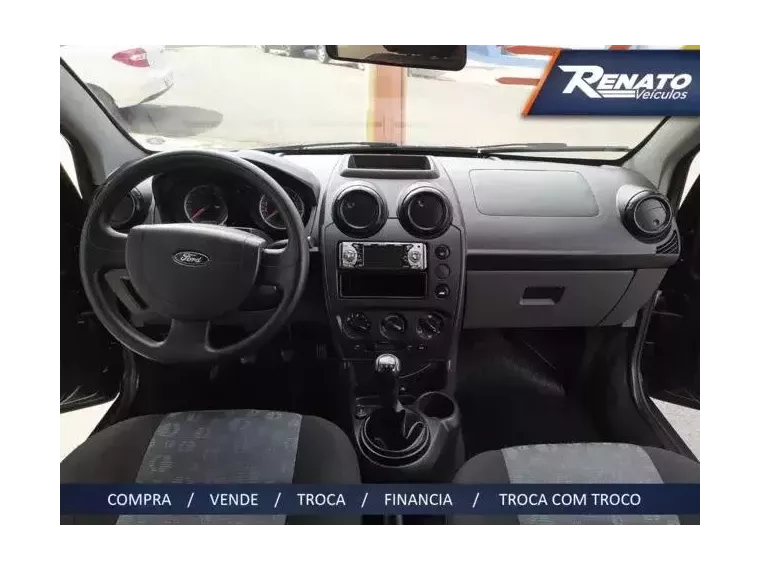 Ford Fiesta Cinza 6