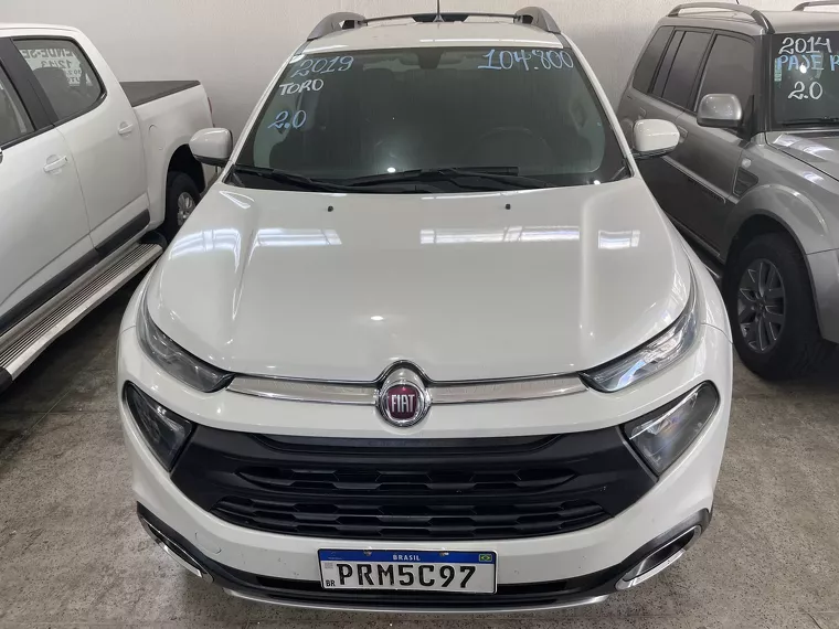 Fiat Toro Branco 5