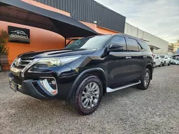 Toyota Hilux SW4