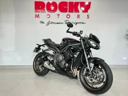 Street Triple