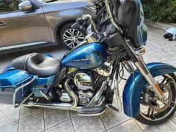 Street Glide