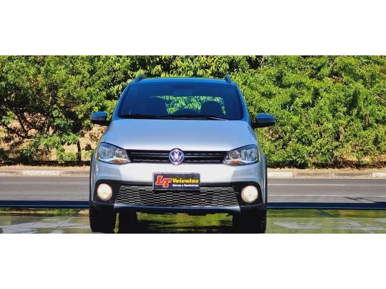 Volkswagen Crossfox Prata 7