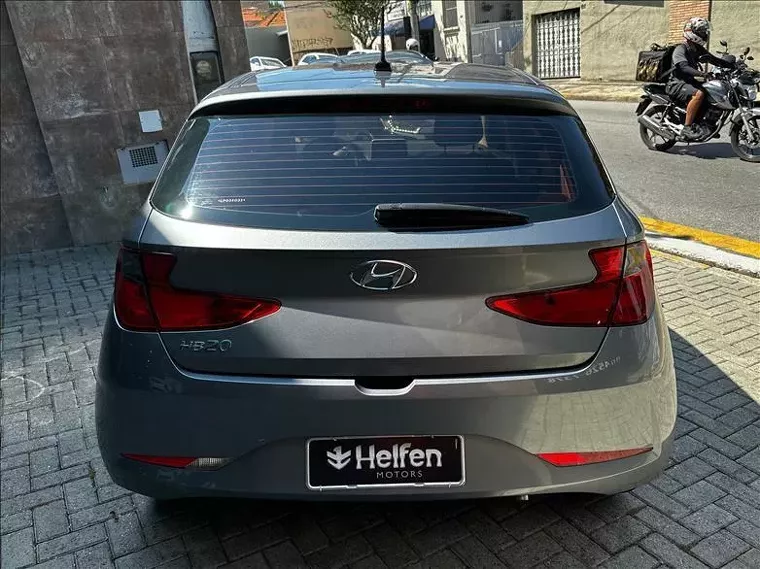 Hyundai HB20 Cinza 8