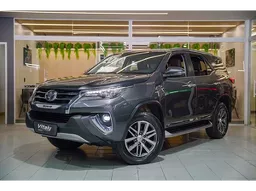 Hilux SW4