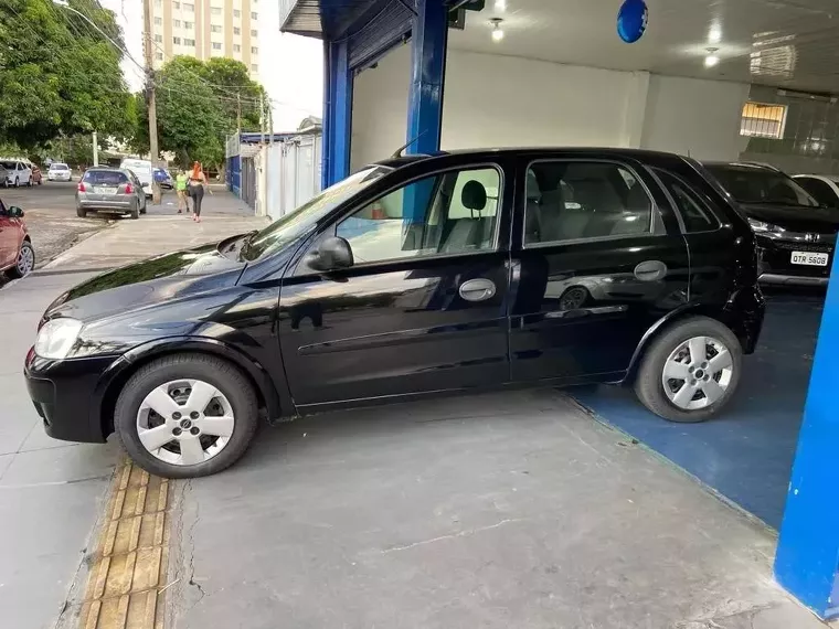 Chevrolet Corsa Preto 9