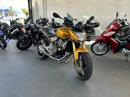 CB 600