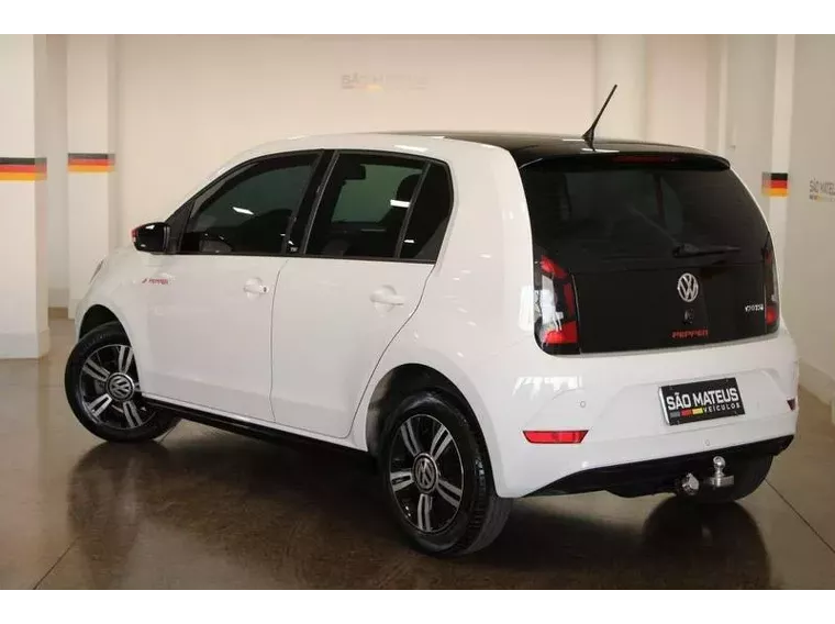 Volkswagen UP Branco 1