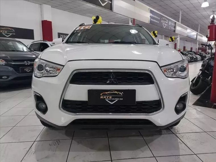 Mitsubishi ASX Branco 4