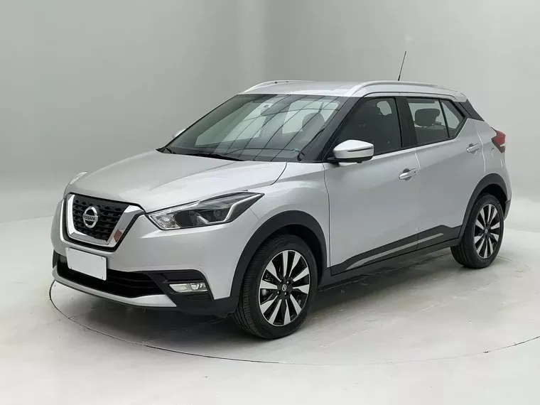 Nissan Kicks Prata 7