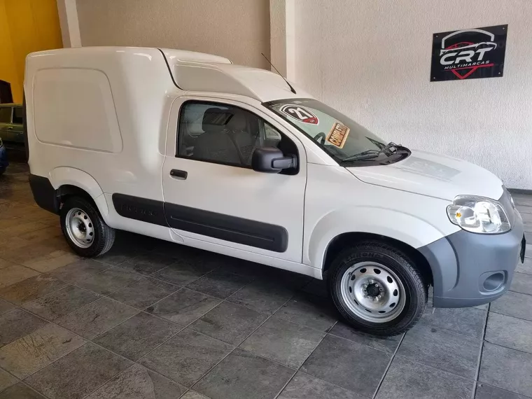 Volkswagen Saveiro Preto 35