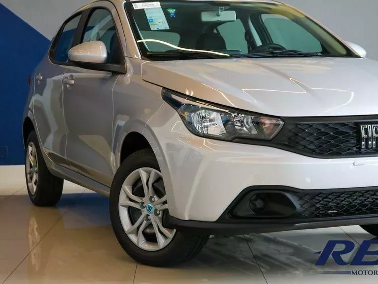 Fiat Argo Prata 16