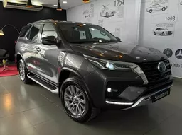 Toyota Hilux SW4