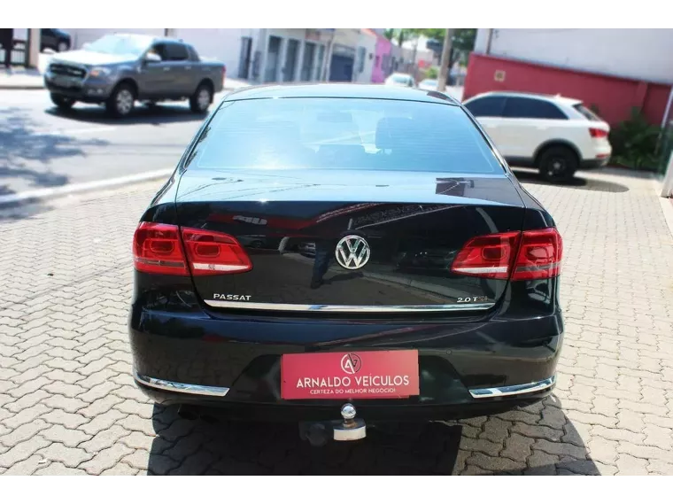 Volkswagen Passat Preto 2