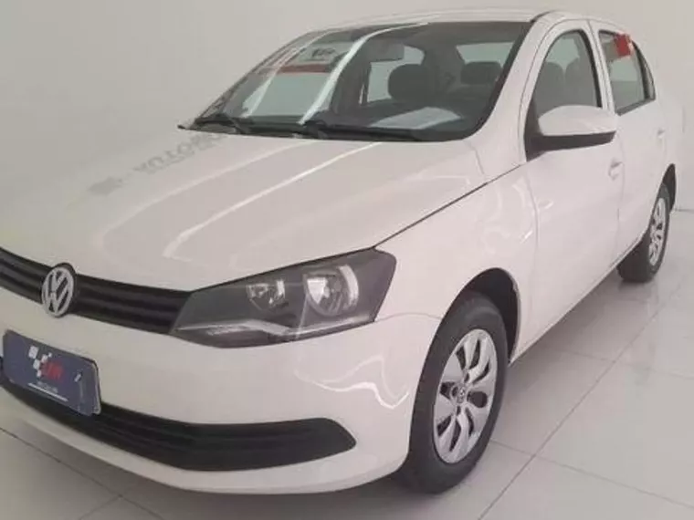 Volkswagen Voyage Branco 1