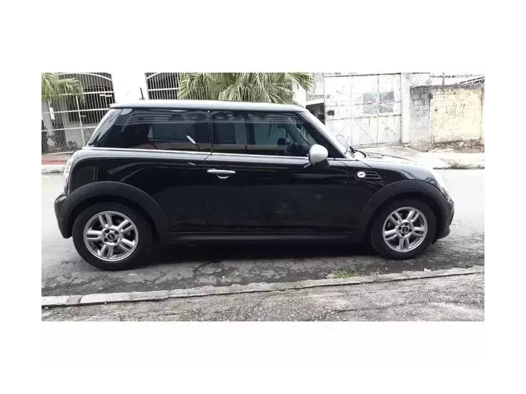 Mini ONE Preto 1