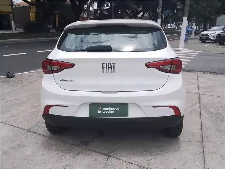 Fiat Argo Branco 15