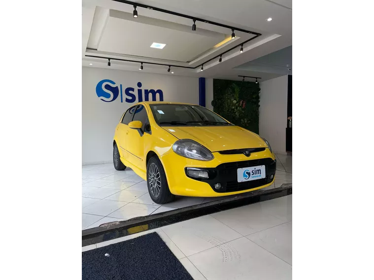 Fiat Punto Amarelo 5