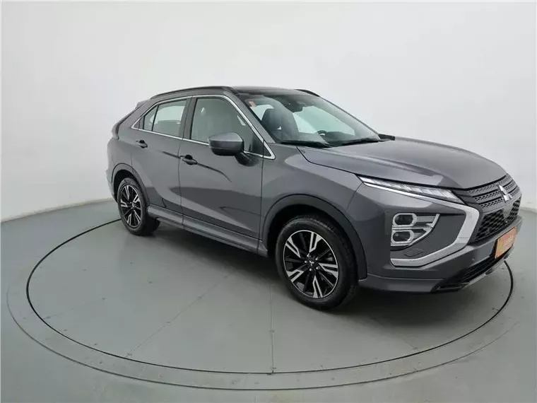 Mitsubishi Eclipse Cross Cinza 17