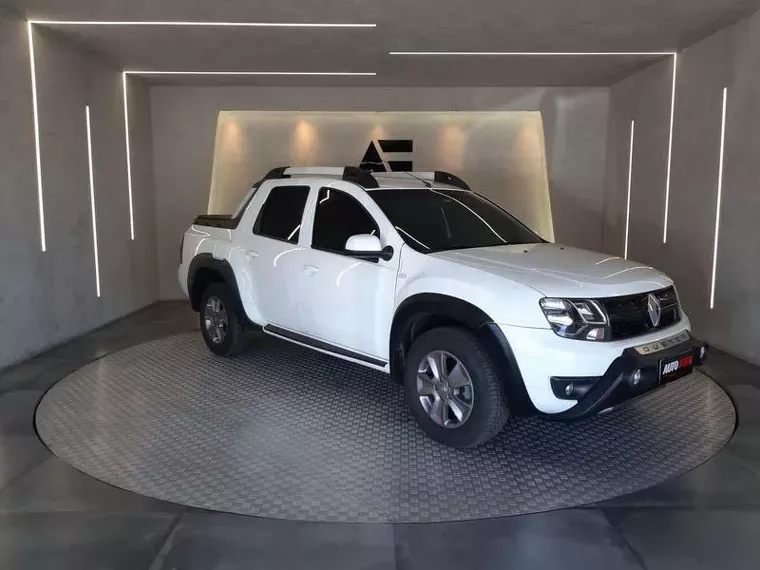 Renault Duster Oroch Branco 7