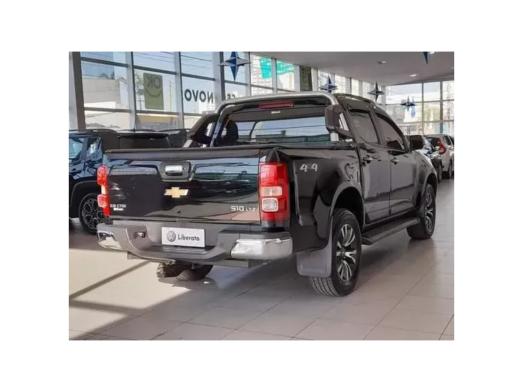 Chevrolet S10 Preto 13