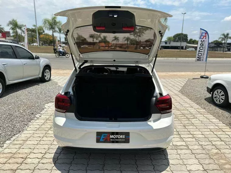 Volkswagen Polo Hatch Branco 5