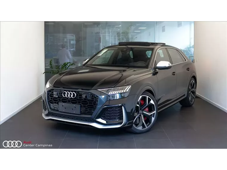 Audi RS Q8 Preto 12