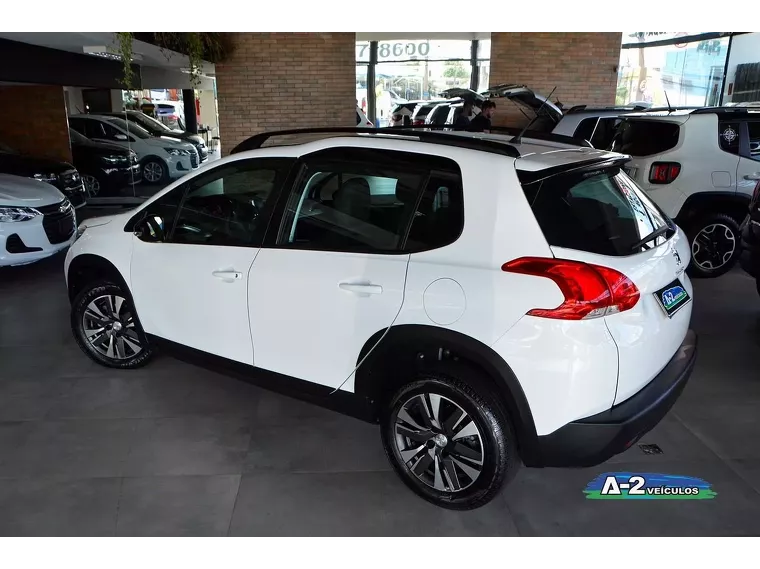 Peugeot 2008 Branco 10