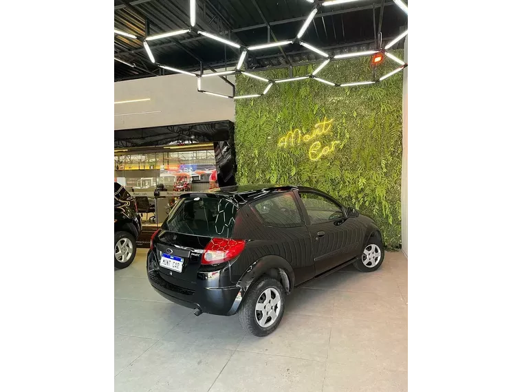 Ford KA Preto 2