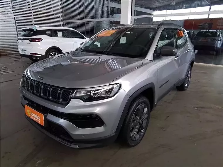 Jeep Compass Prata 4