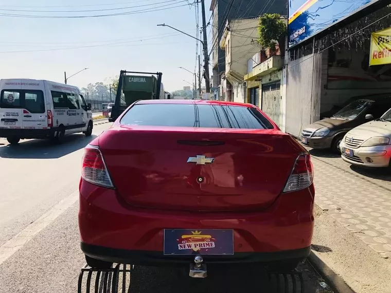 Chevrolet Prisma Vermelho 4