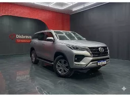Toyota Hilux SW4