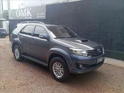 Toyota Hilux SW4