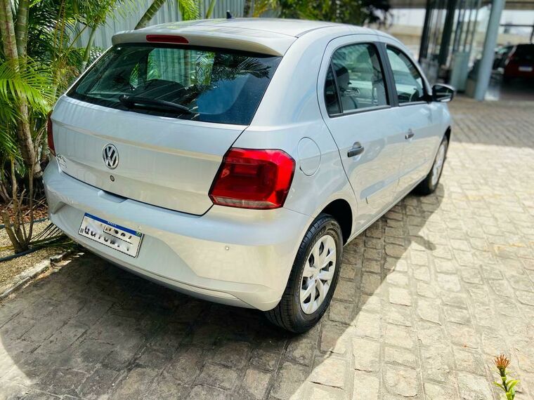 Volkswagen Gol Prata 8