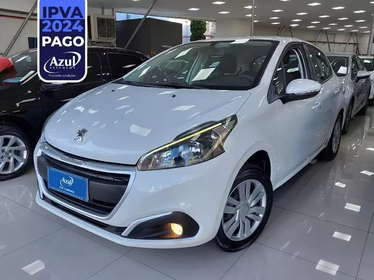 Peugeot 208 Branco 8