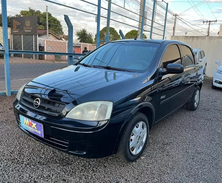 Chevrolet Corsa Preto 7