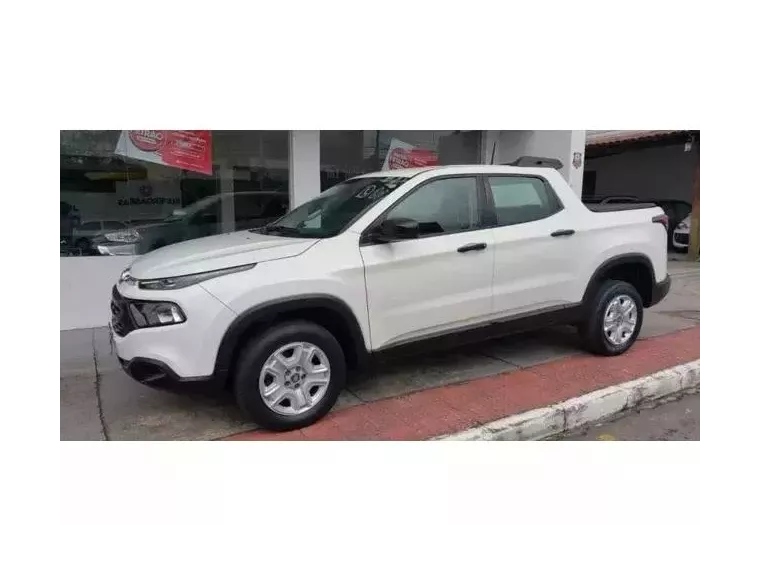 Fiat Toro Branco 4