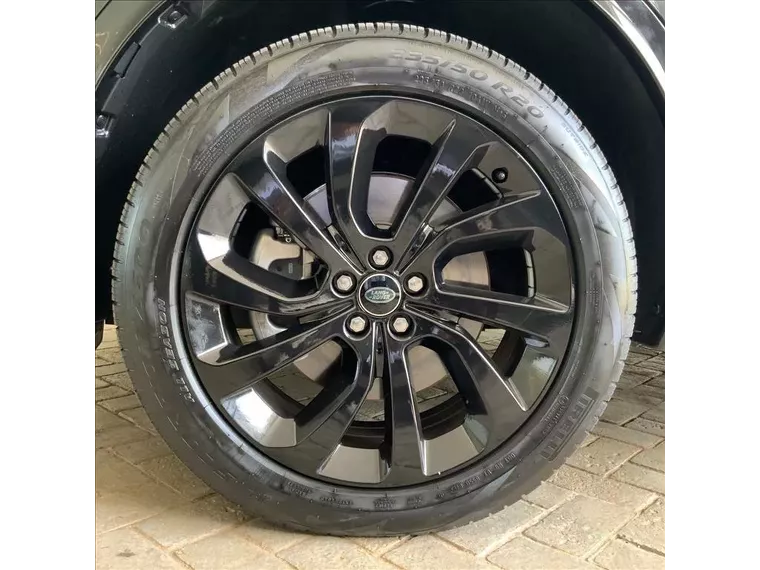 Land Rover Discovery Sport Preto 10