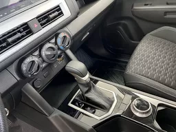 Mitsubishi L200 Triton
