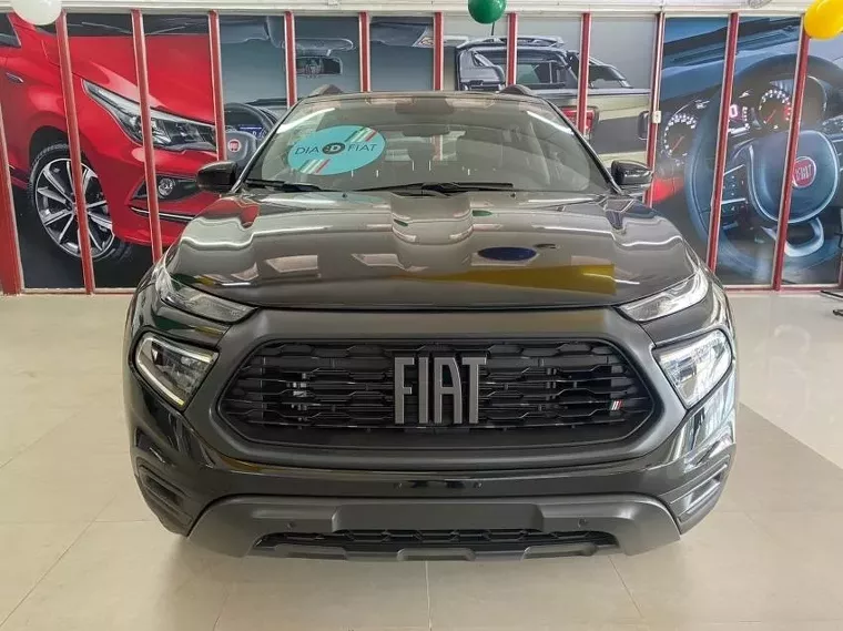 Fiat Toro Preto 6