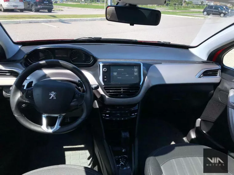 Peugeot 208 Vermelho 3