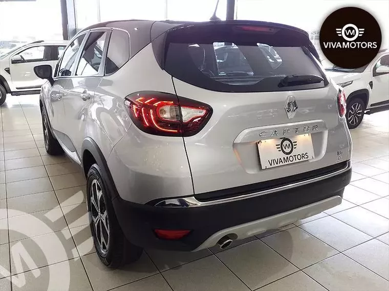 Renault Captur Prata 6