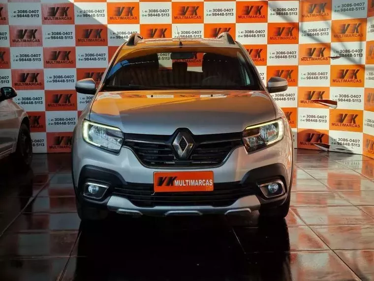 Renault Sandero Prata 9