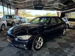 320i