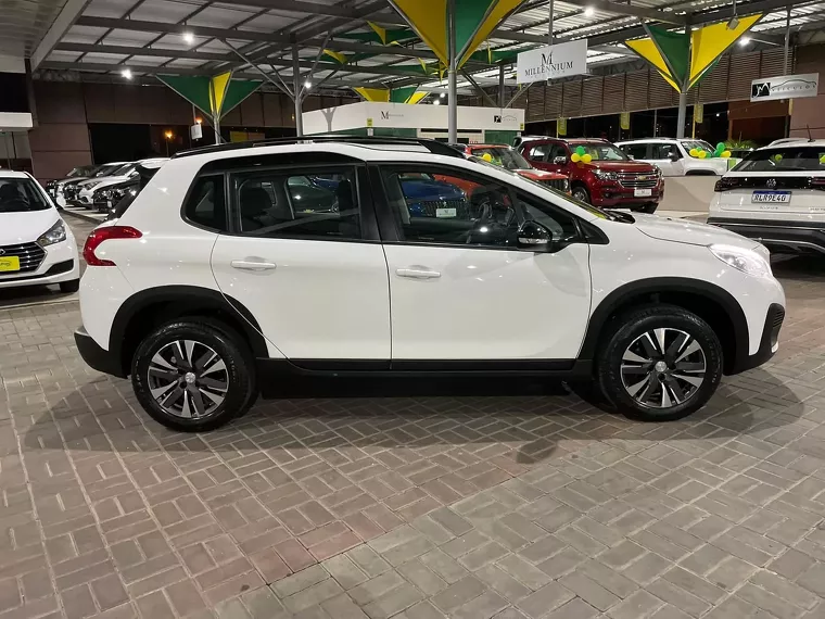 Peugeot 2008 Branco 3