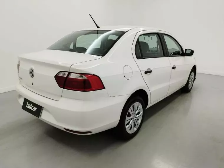 Volkswagen Voyage Branco 9