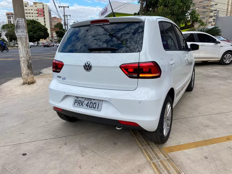 Volkswagen Fox Branco 3