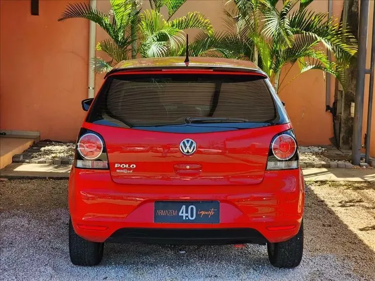 Volkswagen Polo Hatch Vermelho 12