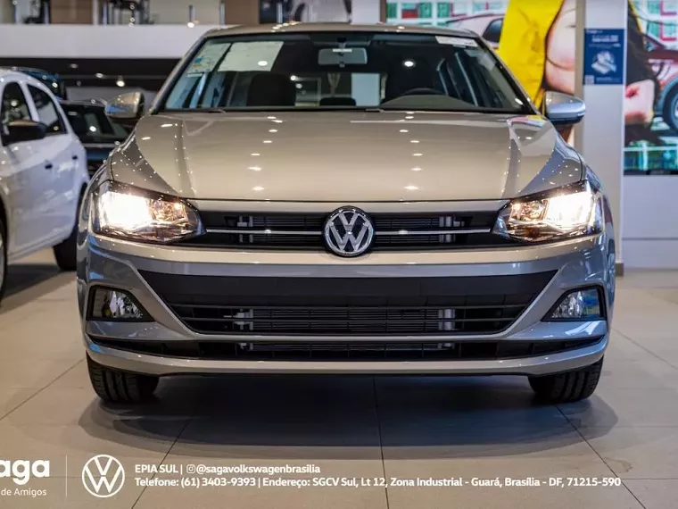 Volkswagen Polo Sedan Preto 11