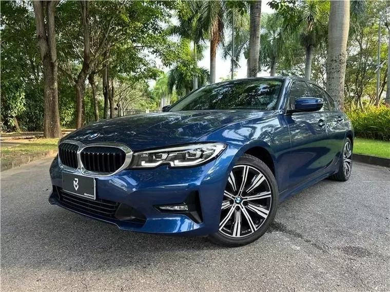 BMW 320i Azul 6